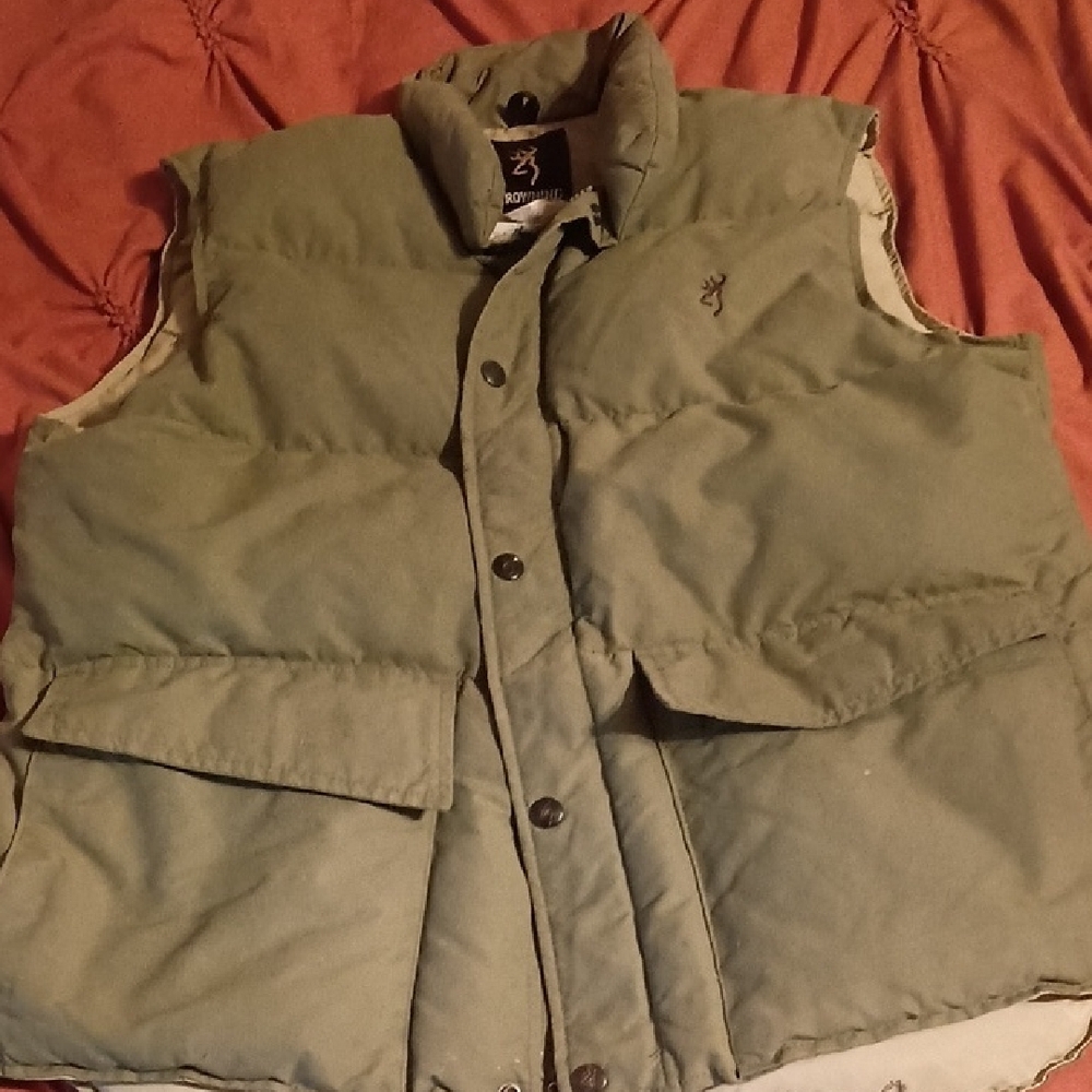 Men's Green Puffer Vest
